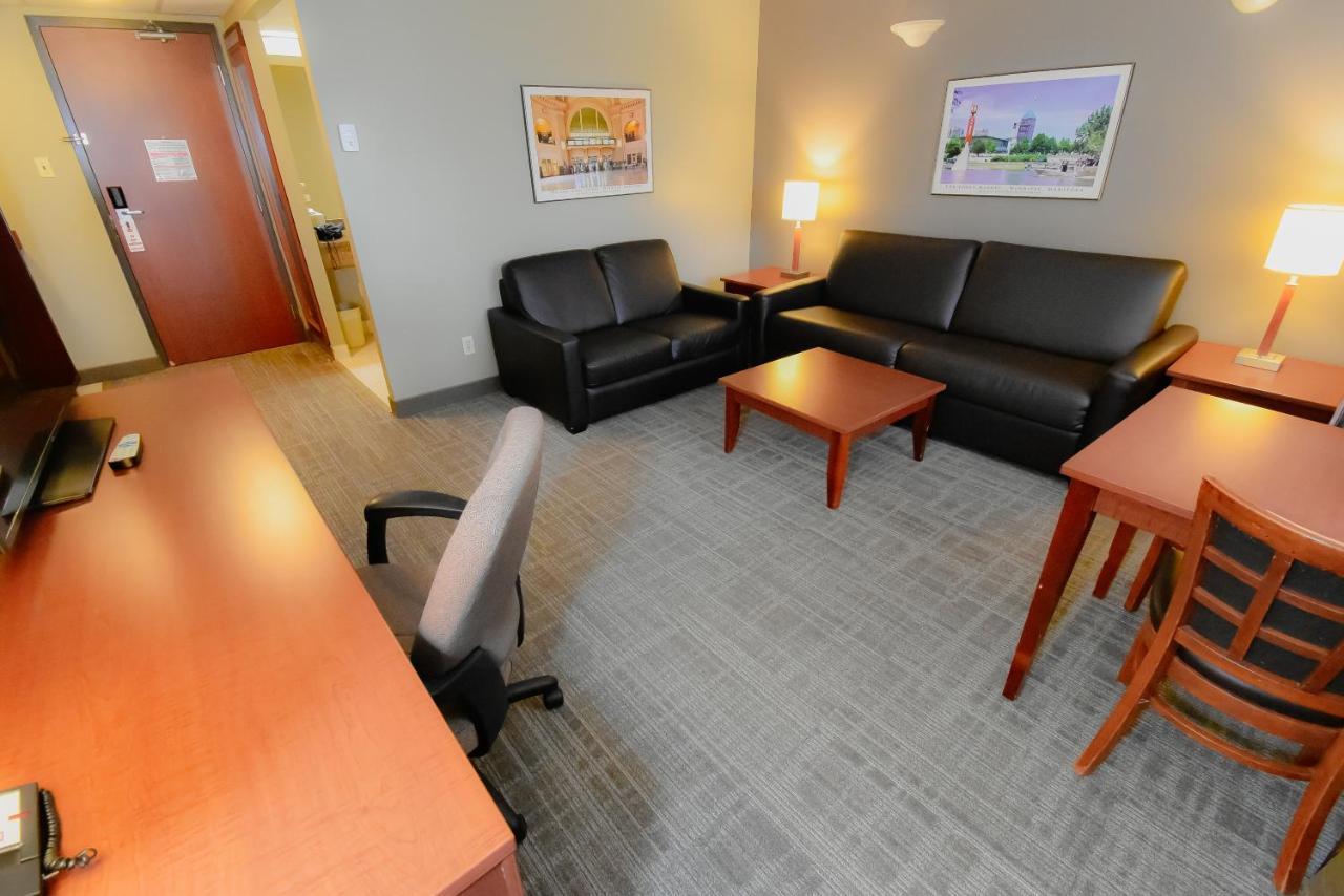 Canad Destination Centre Garry Winnipeg