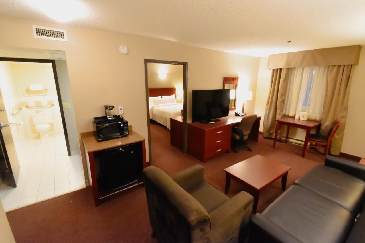 Canad Destination Centre Garry Hotel 3*